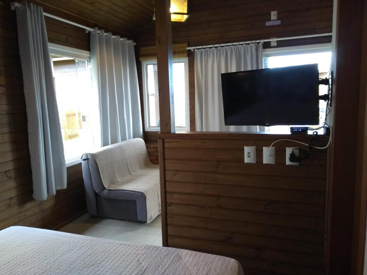 Villa Suhr Cabanas Прая-ду-Роса Екстер'єр фото